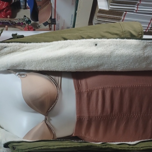 Z&I ladies coat size m in a beautiful fall green super soft super warm ♥️ 😍 ❤️ - Picture 5 of 9